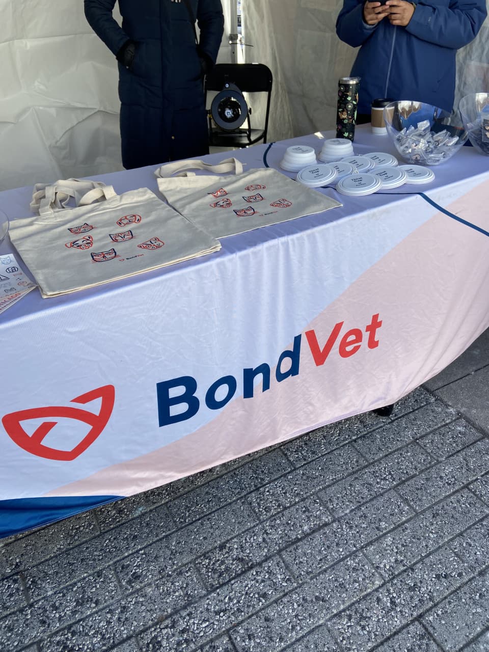 Bond Vet - Grand Openings, photo 9
